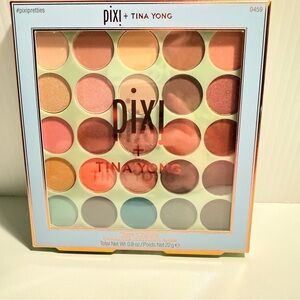 Pixi +tina young tones&textures eyeshadow palette NeW